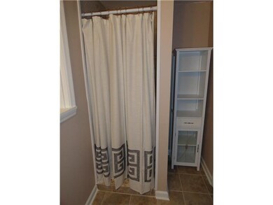 Master Bath/Spa. Linen tower included for extra st