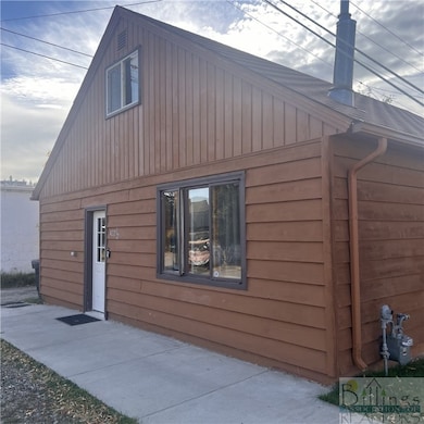 422.5 Platt Ave N, Red Lodge, MT 59068 - photo 2