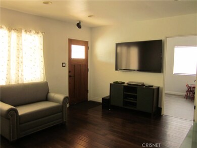 14237 Dyer St, Sylmar, CA 91342 - photo 2