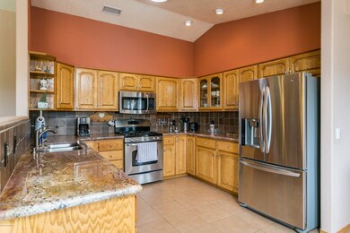 005_Kitchen