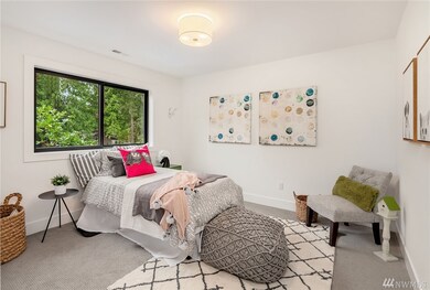 4865 90th Ave SE, Mercer Island, WA 98040 - photo 6