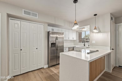 10015 N 14th St unit 7, Phoenix, AZ 85020 - photo 5