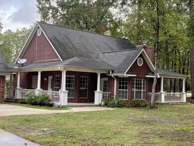 9 W Forest Ct, Conroe, TX 77384 - photo 2