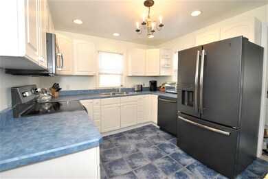 692 Watervliet Shaker Rd, Latham, NY 12110 - photo 7