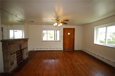Large 17x15 Living Room w/ Decorative Stone Firepl