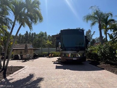 4572 Southern Breeze Dr, Naples, FL 34114 - photo 4