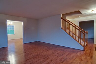 6448 Forest Rd, Cheverly, MD 20785 - photo 2