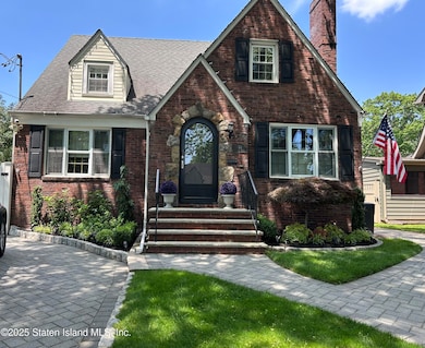 133 Goodwin Ave, Staten Island, NY 10314 - photo 2