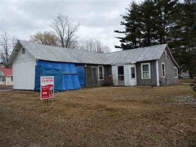 464 Maple Ave unit NYS, Saratoga Springs, NY 12866 - photo 4