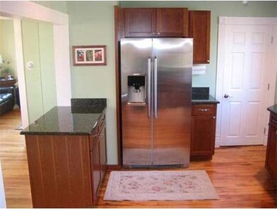 12 Myrtle Ave, Newburyport, MA 01950 - photo 3