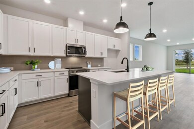 31400 Pendleton Landing Cir, Wesley Chapel, FL 33545 - photo 4