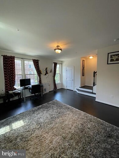 2526 Rolling Forest Dr, Hanover, MD 21076 - photo 7