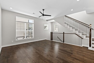904 Martin St unit E, Houston, TX 77018 - photo 7