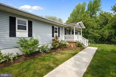 4154 Carvel Ln, Edgewater, MD 21037 - photo 2
