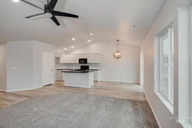 18378 N Fire Ice Ave, Nampa, ID 83687 - photo 5