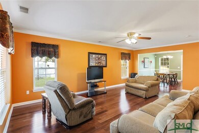 Living room dimensions approximately 22' x 13.6'. 