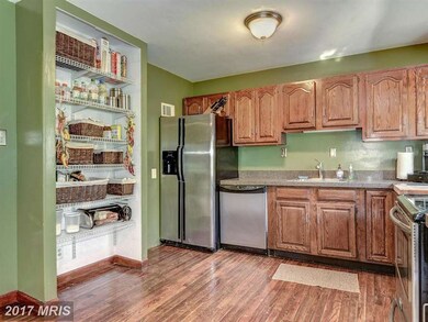 6002 Liberty Bell Ct, Burke, VA 22015 - photo 5