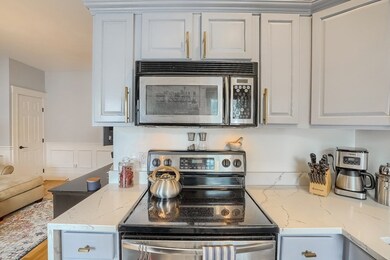 136-136A D St unit 2, Boston, MA 02127 - photo 6