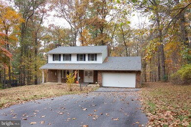 1405 Woodridge Ln, Sykesville, MD 21784 - photo 2