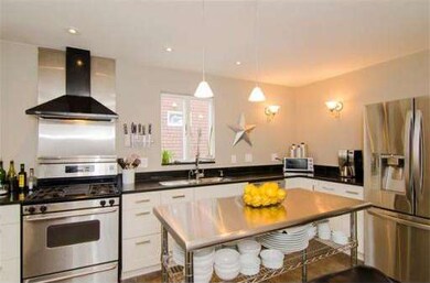 35 Walter St, Roslindale, MA 02131 - photo 6