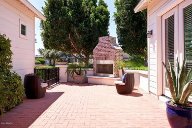 04-Courtyard