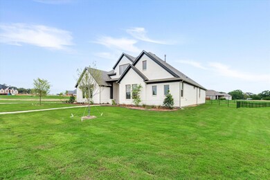 124 Highgate Ct, Boyd, TX 76023 - photo 2