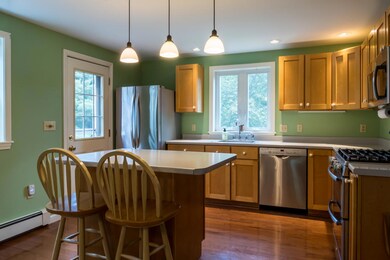 10-Kitchen (2 of 5)
