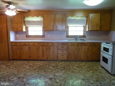 3673 Coseytown Rd, Greencastle, PA 17225 - photo 5