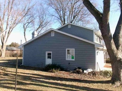 2021 Radcliffe Dr, Aurora, IL 60506 - photo 3