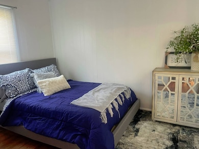 211 N Spring St, Mc Arthur, OH 45651 - photo 4