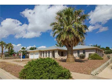 10653 Candlewood Ave, El Paso, TX 79935 - photo 2