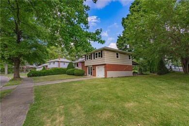 3170 Easthill Dr, Bethlehem, PA 18017 - photo 5