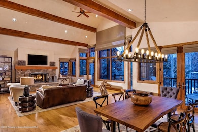 64 Prospector Rd unit 7, Aspen, CO 81611 - photo 3