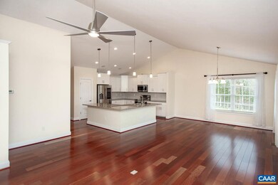 2154 Thomas Jefferson Pkwy, Charlottesville, VA 22902 - photo 5