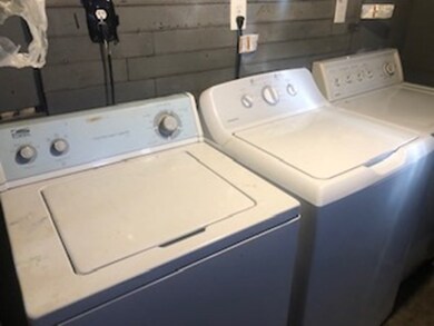 462 Springfield St, Chicopee, MA 01013 - photo 4