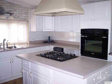 215 3rd Ave E, Weippe, ID 83553 - photo 4