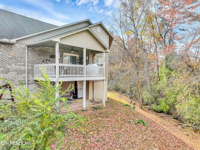 921 Mercer Dr, Maryville, TN 37801 - photo 4