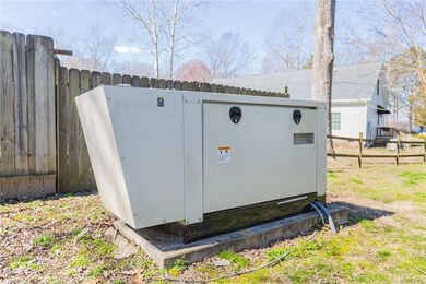 8140 Riverview Dr, Gloucester, VA 23061 - photo 7