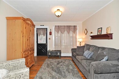 2405 Forest St, Easton, PA 18042 - photo 4