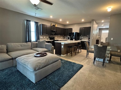 821 Lucent Sands Ct, Brandon, FL 33511 - photo 3