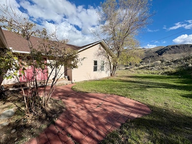 112 W Bluebird Cir, Salmon, ID 83467 - photo 7