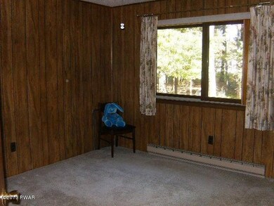 108 Shell Bark Dr, Milford, PA 18337 - photo 6