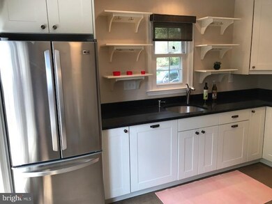 119 Shooters Ct, Alexandria, VA 22314 - photo 7