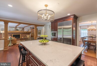 2100 Whiteoaks Dr, Alexandria, VA 22306 - photo 5