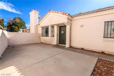 FRONT ENTRY TO HOME WITH FRONT PATIO AREA