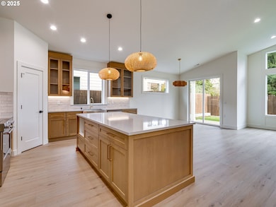 11009 NE 55th Ave, Barberton, WA 98686 - photo 6