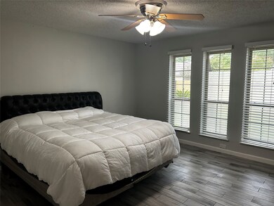 5210 Sweetwind Ln, Spring, TX 77373 - photo 7