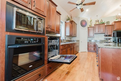 9078 Renaissance Dr, Pleasant Grove, UT 84062 - photo 7