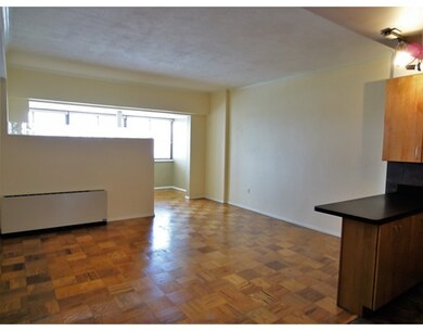Whittier Place unit 17B, Boston, MA 02114 - photo 4