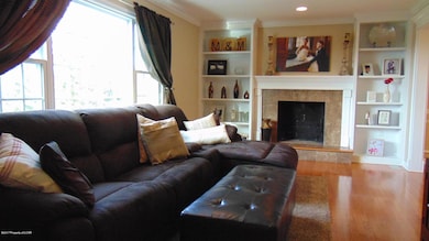 5 Red Maple Ave, Mountain Top, PA 18707 - photo 2